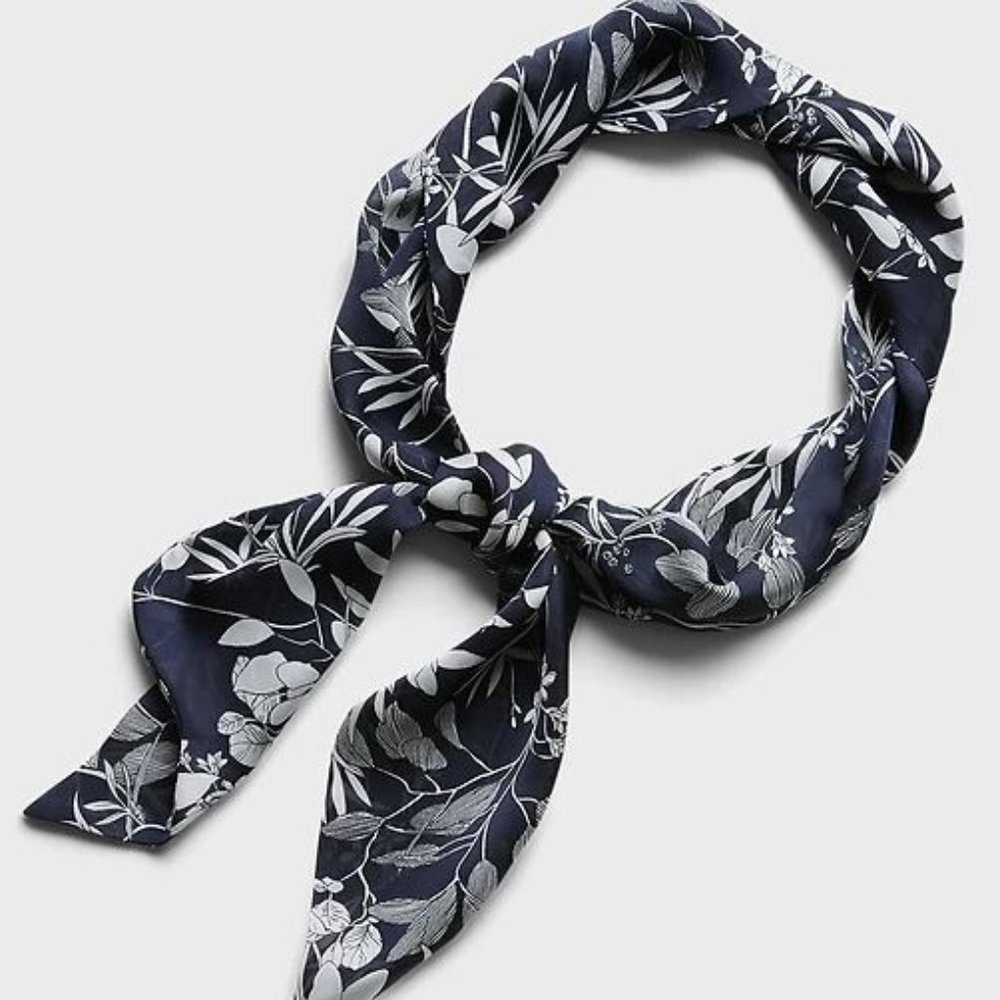 BR Blue Flower Neckerchief
